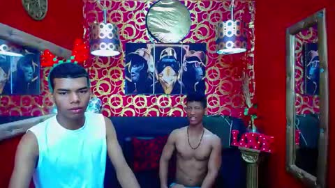 Snapshot of morenoblack23cm chatting on December 2024 07:11:01 PM duohot23 online show from December 2024 07:11:01 PM