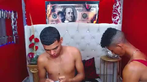 Snapshot of morenoblack23cm chatting on December 2024 03:05:02 AM duohot23 online show from December 2024 03:05:02 AM