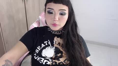 Snapshot of morganmoon1 chatting on February 2025 04:42:02 AM Morgan Moon online show from February 2025 04:42:02 AM