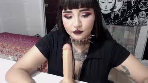 Snapshot of morganmoon1 chatting on September 2025 09:05:02 PM Morgan Moon online show from September 2025 09:05:02 PM