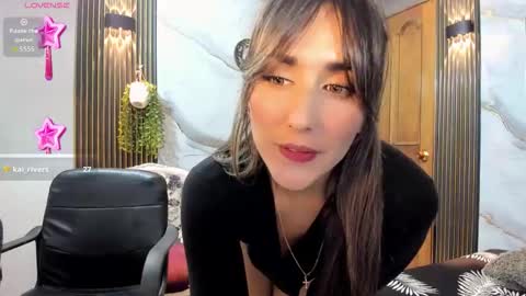 Moriah online show from November 2025 07:14:01 PM