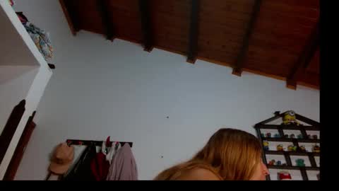 Morita online show from November 2025 04:22:01 AM