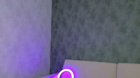 Emilia online show from March 2026 03:34:01 AM