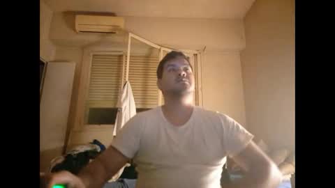 Bruno online show from October 2025 04:56:01 AM