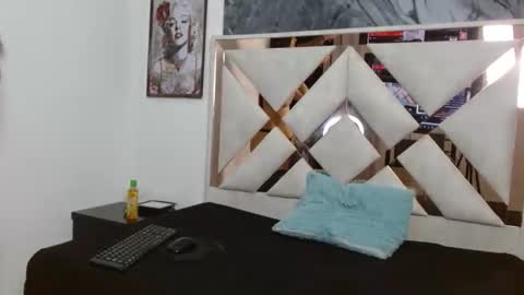 Morticia online show from February 2026 01:32:01 AM