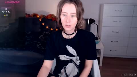 mothkink Moth  -  online show from November 2025 03:45:02 PM