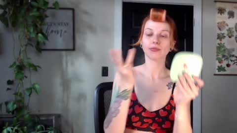 Mousie online show from November 2025 07:47:01 PM