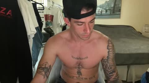 Snapshot of movedto305 chatting on November 2025 05:15:01 PM movedto305 online show from November 2025 05:15:01 PM