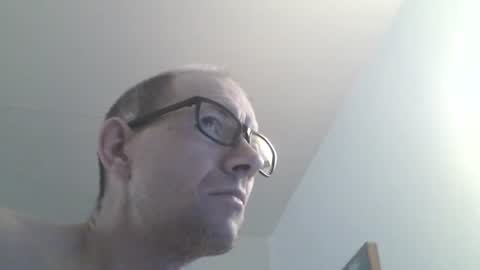 Snapshot of moviem1978 chatting on January 2026 08:41:01 AM Frederik online show from January 2026 08:41:01 AM
