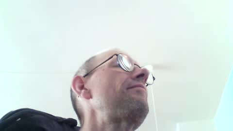 Frederik online show from July 2026 01:58:01 PM