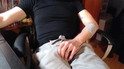 mpmimp online show from January 2025 05:01:01 PM