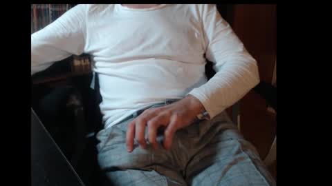 mpmimp online show from October 2025 11:05:01 PM