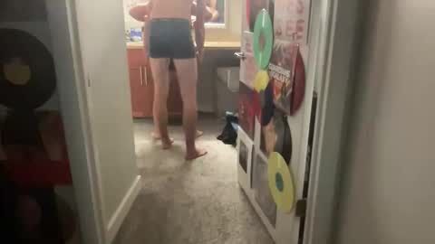 Snapshot of mr_40oz_lush chatting on January 2026 08:16:01 AM The Honey Pot Pooh Bear online show from January 2026 08:16:01 AM