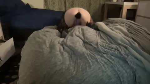 Snapshot of mr_40oz_lush chatting on February 2026 09:28:01 AM The Honey Pot Pooh Bear online show from February 2026 09:28:01 AM