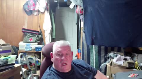 mr_canoe_licker_69 online show from December 2024 09:02:01 PM