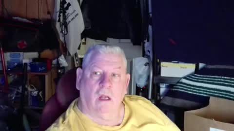 mr_canoe_licker_69 online show from January 2025 01:52:01 PM