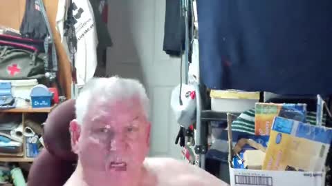 mr_canoe_licker_69 online show from February 2025 07:33:01 PM