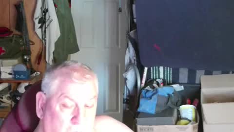 mr_canoe_licker_69 online show from February 2025 07:30:01 PM