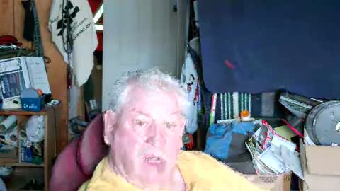 mr_canoe_licker_69 online show from March 2025 02:40:01 PM