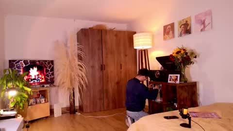 Mr Evans online show from September 2025 03:04:02 PM