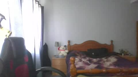 mr_i_ online show from September 2025 09:36:01 AM