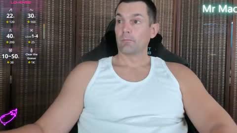 Cam online show from June 2026 06:31:02 PM