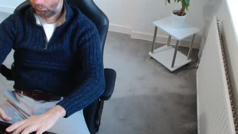 Snapshot of mr_matthew_me chatting on October 2025 07:38:02 AM mr_matthew_me online show from October 2025 07:38:02 AM