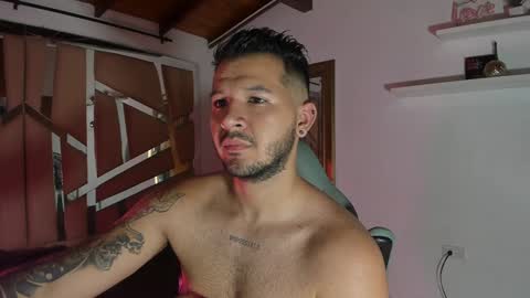 MIKEE online show from January 2025 03:11:01 AM