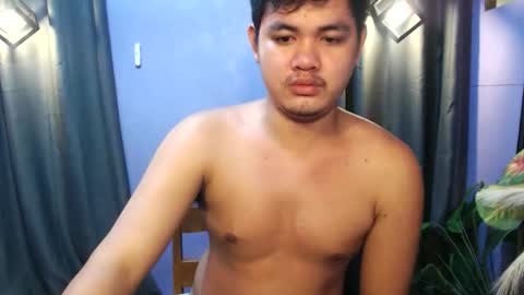 Snapshot of mr_olivercummerx chatting on October 2025 10:20:02 PM mr_olivercummerx online show from October 2025 10:20:02 PM