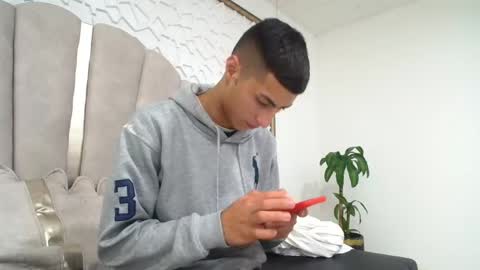 Mr Porn  online show from May 2026 02:00:01 PM