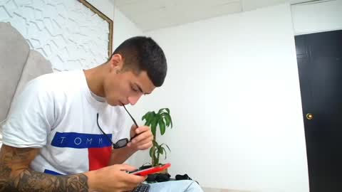 Mr Porn  online show from May 2026 06:38:02 PM