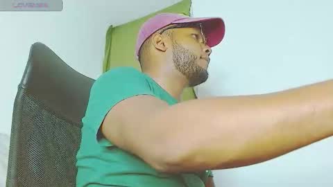 Snapshot of mr_santos01 chatting on January 2026 06:29:02 AM Santos online show from January 2026 06:29:02 AM