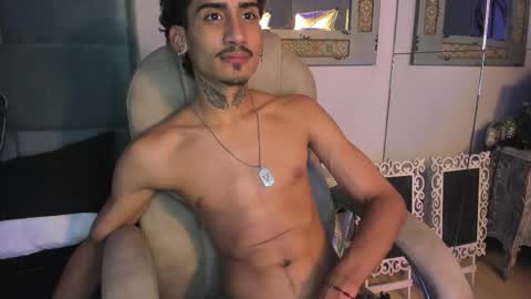 MR online show from December 2025 07:43:02 PM