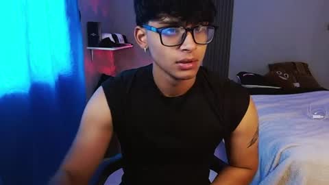 yisuz online show from July 2026 12:29:01 PM