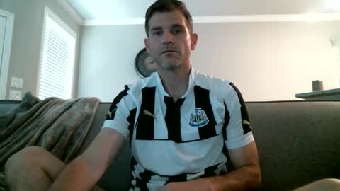 MrAsstastix online show from November 2025 07:13:02 PM