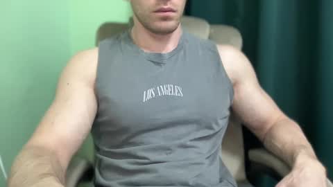 Snapshot of mrbiceps_23 chatting on December 2024 12:12:02 PM Mrbiceps23 online show from December 2024 12:12:02 PM