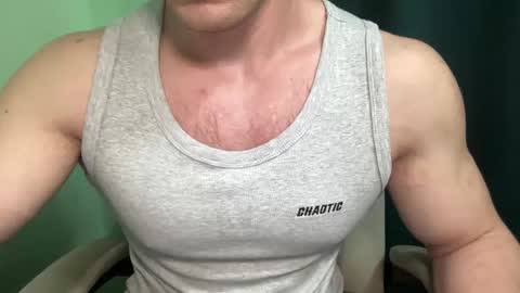 Snapshot of mrbiceps_23 chatting on December 2024 06:39:01 AM Mrbiceps23 online show from December 2024 06:39:01 AM