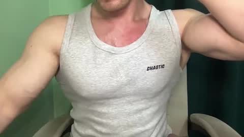Snapshot of mrbiceps_23 chatting on December 2024 03:28:01 PM Mrbiceps23 online show from December 2024 03:28:01 PM