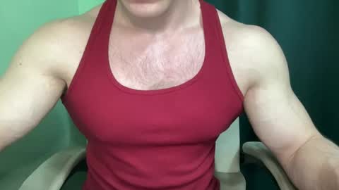 Snapshot of mrbiceps_23 chatting on January 2025 07:18:01 PM Mrbiceps23 online show from January 2025 07:18:01 PM