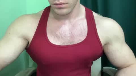 Snapshot of mrbiceps_23 chatting on January 2025 05:15:01 PM Mrbiceps23 online show from January 2025 05:15:01 PM