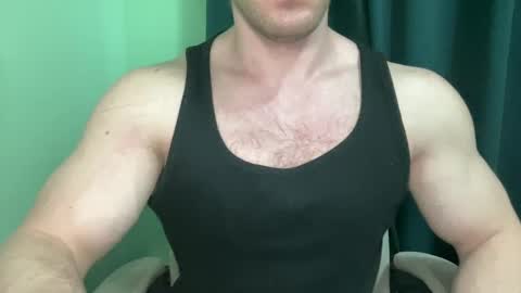 Snapshot of mrbiceps_23 chatting on February 2025 06:09:02 AM Mrbiceps23 online show from February 2025 06:09:02 AM