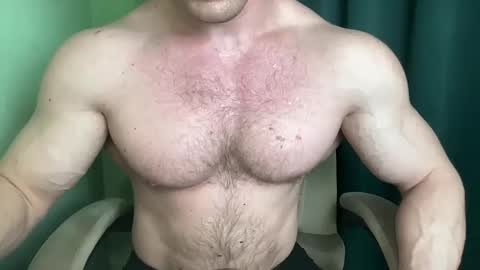 Snapshot of mrbiceps_23 chatting on February 2025 10:59:01 PM Mrbiceps23 online show from February 2025 10:59:01 PM