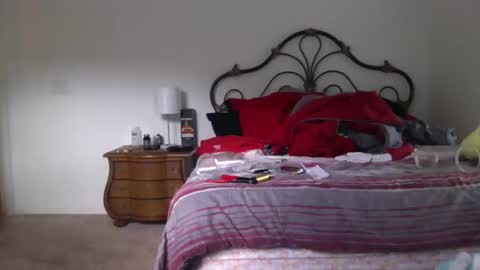 MrBigDThomas online show from October 2025 12:24:02 PM