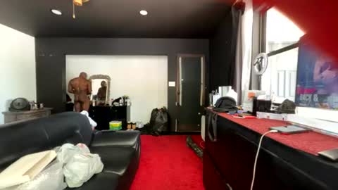MrBigDThomas online show from July 2026 06:14:02 PM