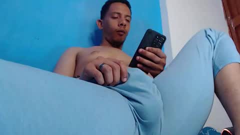 Christtofer online show from December 2025 03:10:01 PM