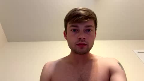 Snapshot of mrcoolguy68 chatting on May 2026 03:52:01 PM mrcoolguy68 online show from May 2026 03:52:01 PM