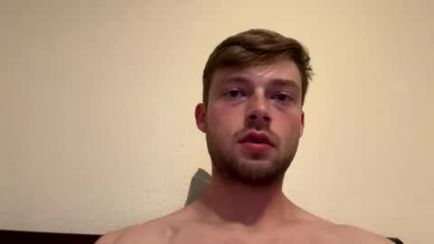 Snapshot of mrcoolguy68 chatting on May 2026 11:21:02 PM mrcoolguy68 online show from May 2026 11:21:02 PM