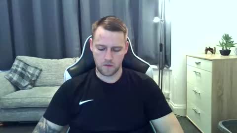 mrengland86566 online show from February 2026 07:06:01 AM