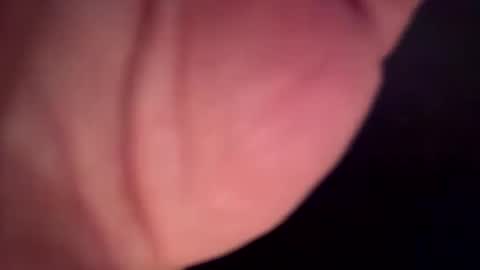 mreric_210 online show from October 2025 04:12:01 AM