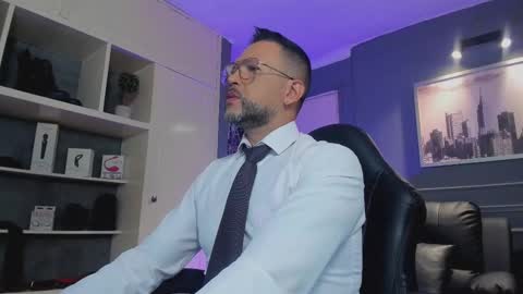 MrFrank. online show from September 2025 12:43:02 PM